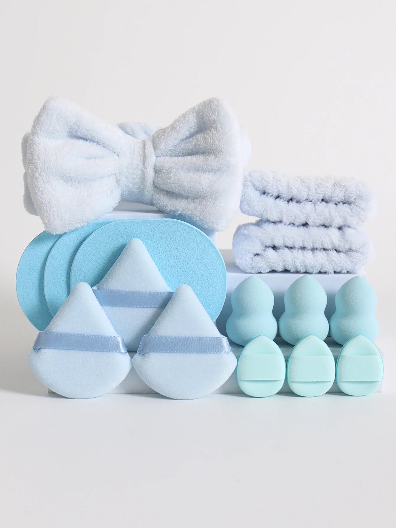 15-Piece Fluffy Headband & Makeup Sponge Set — Colorful Beauty Kit