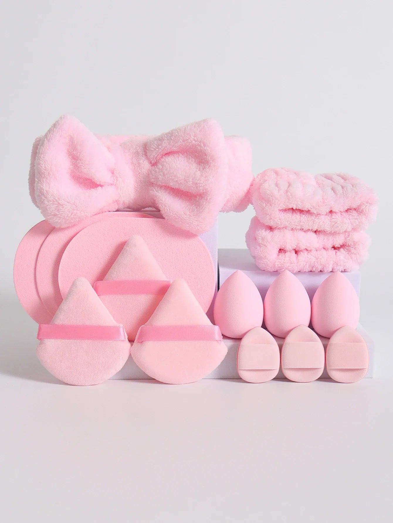 15-Piece Fluffy Headband & Makeup Sponge Set — Colorful Beauty Kit
