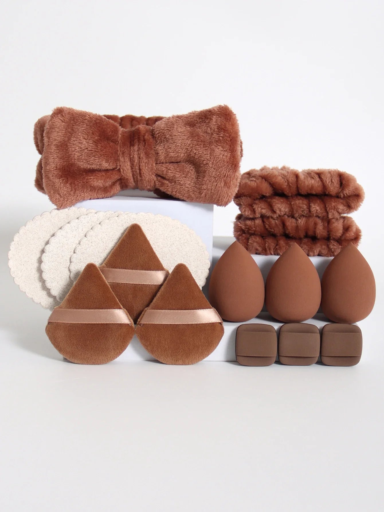 15-Piece Fluffy Headband & Makeup Sponge Set — Colorful Beauty Kit